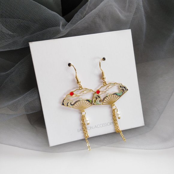 💕💕LAST ONE Asian Style Fans pearl Earrings - Picture 3 of 6